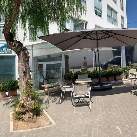 Take Surf Hostel Conil Conil De La Frontera Ngoại thất bức ảnh