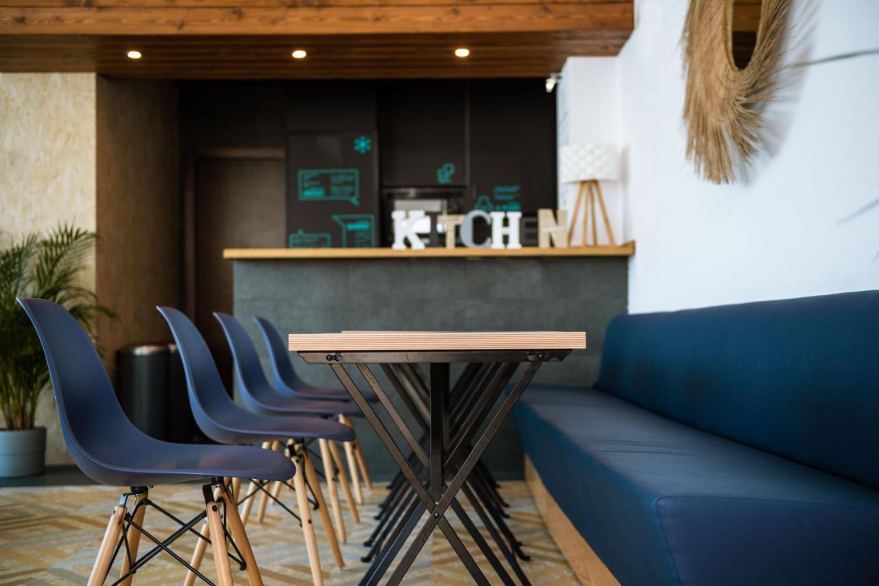 Take Surf Hostel Conil Conil De La Frontera Ngoại thất bức ảnh