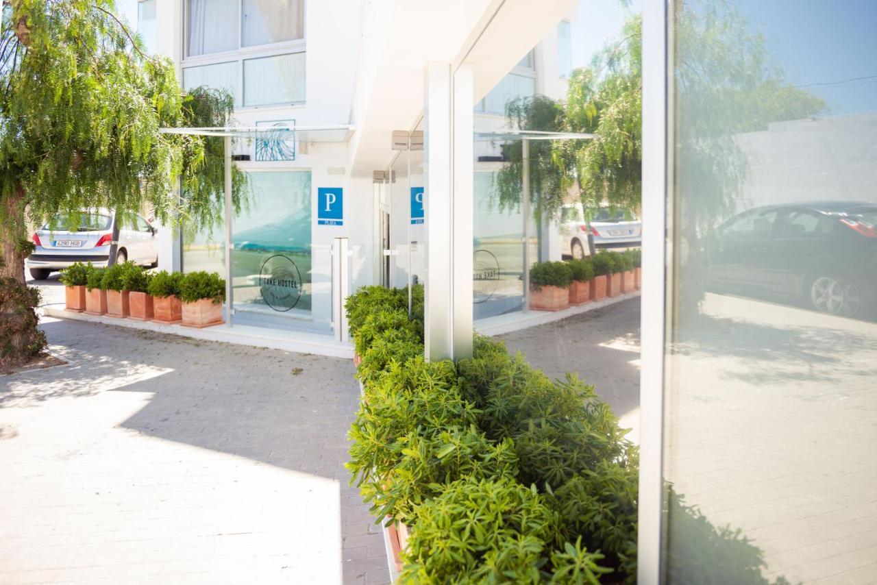 Take Surf Hostel Conil Conil De La Frontera Ngoại thất bức ảnh